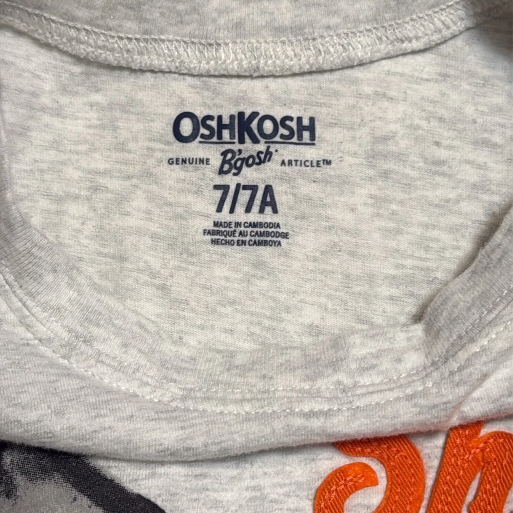 OshKosh B’gosh Shark Cove Kids Gray T-Shirt Size 7/7A